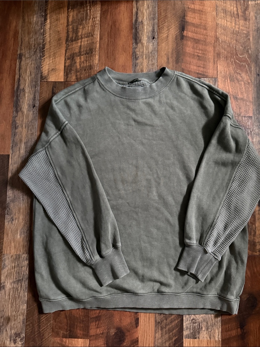 Aerie Olive Green waffle crewneck Sweatshirt oversized size Medium m
